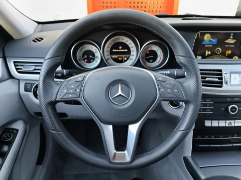 Mercedes-Benz Clase E E 220 BlueTEC Avantgarde 125 kW (170 CV)