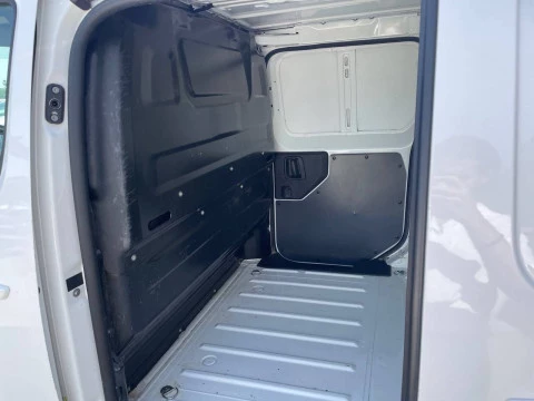 Peugeot Expert Furgón Pro 1.5 BlueHDi 100 S&S Compact