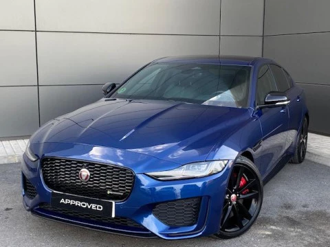 Jaguar XE 2.0 I4 184kW(250CV) RWD AT R-Dyn Black Jaguar XE 2.0 I4 184kW(250CV) RWD AT R-Dyn Black