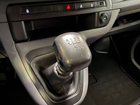 Citroën Jumpy DC Abatible Talla M BlueHDi 120 Control