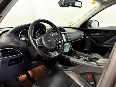 Jaguar F-Pace ID4 PRESTIGE 132KW