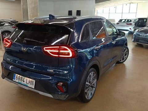 Kia Niro 1.6 GDi HEV 104kW (141CV) Emotion