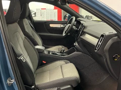 Volvo XC40 XC40 CORE, T2 AUTOMATICO GASOLINA