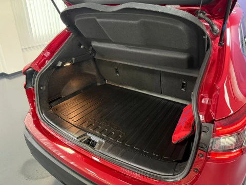 Nissan Qashqai DIG-T 103 kW (140 CV) E6D ACENTA