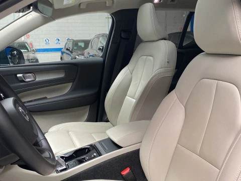 Volvo XC40 1.5 T2 INSCRIPTION AUTO 5P