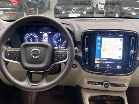Volvo XC40 1.5 T2 INSCRIPTION AUTO 5P