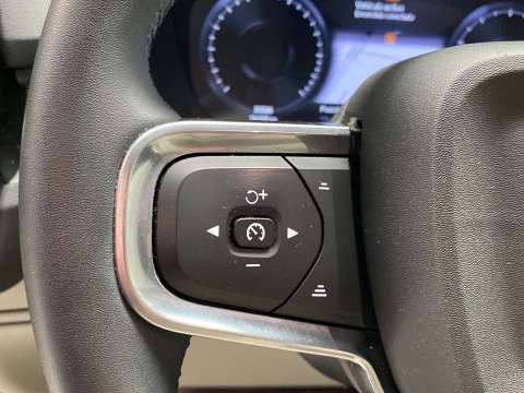 Volvo XC40 1.5 T2 INSCRIPTION AUTO 5P