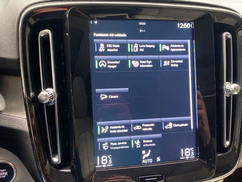 Volvo XC40 1.5 T2 INSCRIPTION AUTO 5P