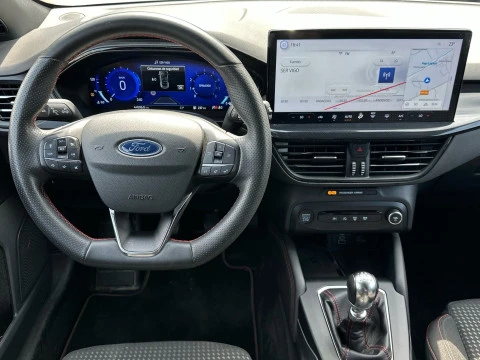 Ford Focus 1.0 Ecoboost MHEV 92kW ST-Line X