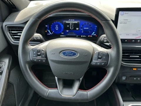 Ford Focus 1.0 Ecoboost MHEV 92kW ST-Line X
