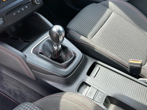 Ford Focus 1.0 Ecoboost MHEV 92kW ST-Line X