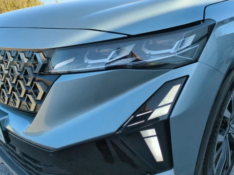 Renault Espace Iconic E-Tech full hybrid 146kW 5p