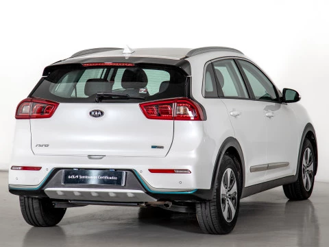 Kia Niro 1.6 GDi PHEV 104kW (141CV) Drive Kia Niro 1.6 GDi PHEV 104kW (141CV) Drive