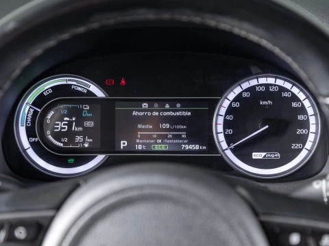 Kia Niro 1.6 GDi PHEV 104kW (141CV) Drive Kia Niro 1.6 GDi PHEV 104kW (141CV) Drive