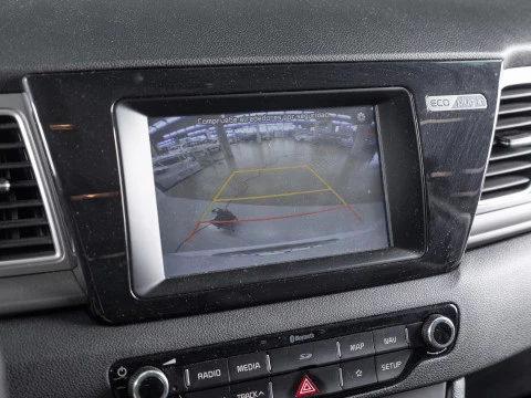 Kia Niro 1.6 GDi PHEV 104kW (141CV) Drive Kia Niro 1.6 GDi PHEV 104kW (141CV) Drive