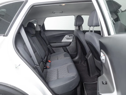 Kia Niro 1.6 GDi PHEV 104kW (141CV) Drive Kia Niro 1.6 GDi PHEV 104kW (141CV) Drive