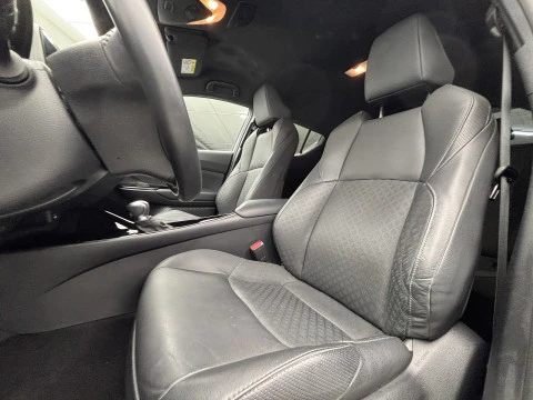 Toyota C-HR 2.0 180H Advance