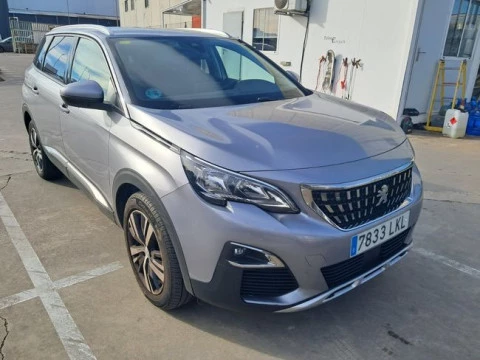 Peugeot 5008 Allure 1.5L BlueHDi 96kW (130CV) S&S