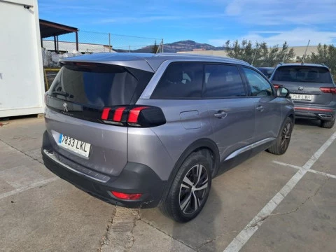 Peugeot 5008 Allure 1.5L BlueHDi 96kW (130CV) S&S