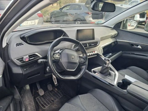 Peugeot 5008 Allure 1.5L BlueHDi 96kW (130CV) S&S