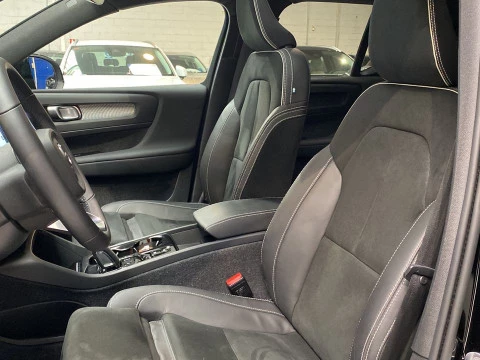 Volvo XC40 1.5 T5 RECHARGE R-DESIGN DCT 5P