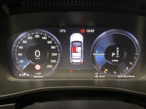 Volvo XC40 1.5 T5 RECHARGE R-DESIGN DCT 5P
