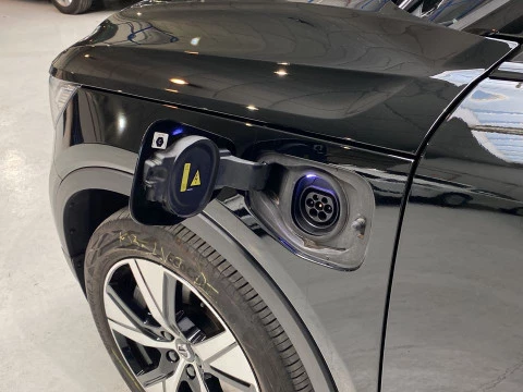 Volvo XC40 1.5 T5 RECHARGE R-DESIGN DCT 5P