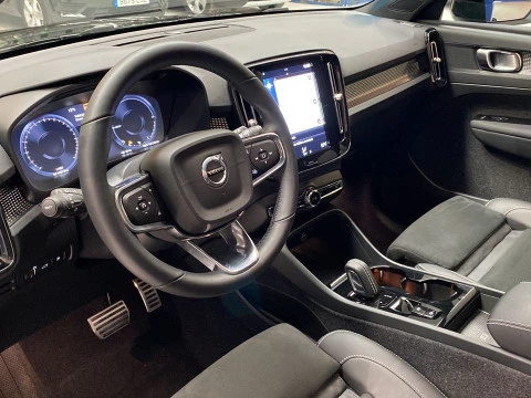 Volvo XC40 1.5 T5 RECHARGE R-DESIGN DCT 5P