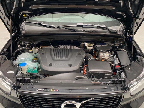 Volvo XC40 1.5 T5 RECHARGE R-DESIGN DCT 5P
