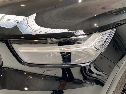 Volvo XC40 1.5 T5 RECHARGE R-DESIGN DCT 5P