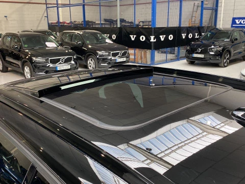 Volvo XC40 1.5 T5 RECHARGE R-DESIGN DCT 5P