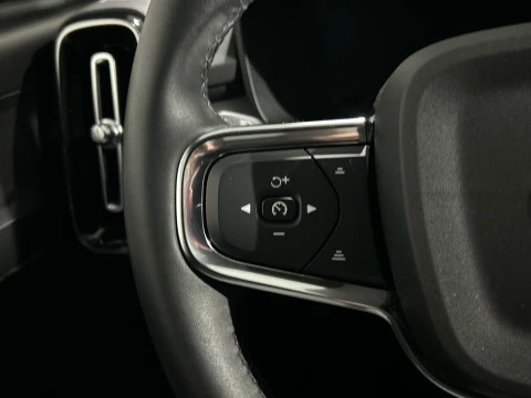 Volvo XC40 2.0 B3 CORE AUTO 163 5P