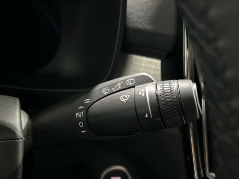 Volvo XC40 2.0 B3 CORE AUTO 163 5P