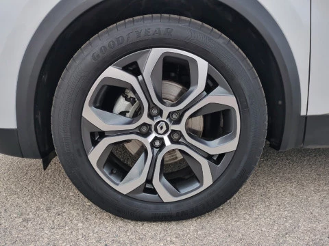 Renault Captur Fast Track E-TECH PHEV 160cv