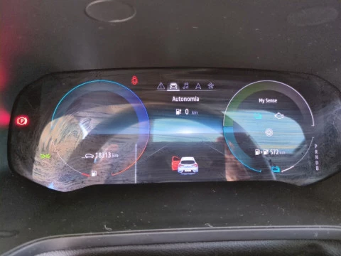 Renault Captur Fast Track E-TECH PHEV 160cv