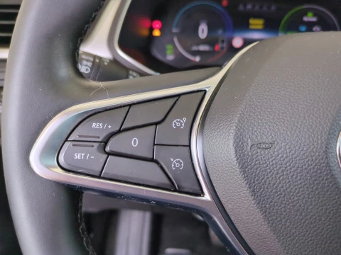 Renault Captur Fast Track E-TECH PHEV 160cv