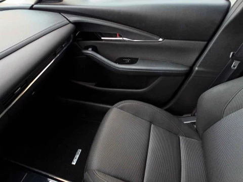 Mazda CX-30 (2022) E-SKYACTIV X 2.0 137 KW (186 CV) MT 2WD ZENITH SAFETY CON