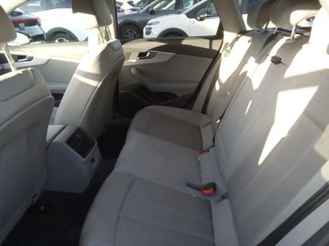 Audi A4 Avant Advanced 35 TDI 120kW S tronic