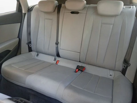 Audi A4 Avant Advanced 35 TDI 120kW S tronic