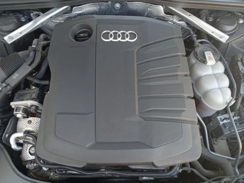 Audi A4 Avant Advanced 35 TDI 120kW S tronic