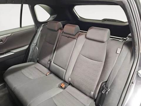 Toyota Rav4 2.5l PLUG-IN 300PH (e-CVT) Advance