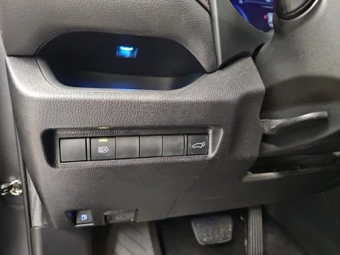 Toyota Rav4 2.5l PLUG-IN 300PH (e-CVT) Advance