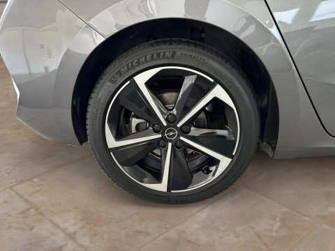 Opel Astra 1.2T XHT 96kW (130CV) Elegance Auto