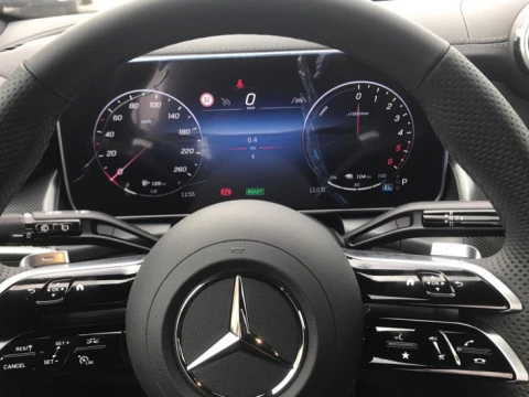 Mercedes-Benz GLC  300 de 4MATIC con tecnología híbrida