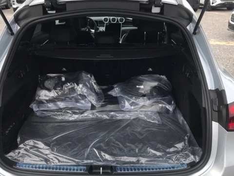 Mercedes-Benz GLC  300 de 4MATIC con tecnología híbrida