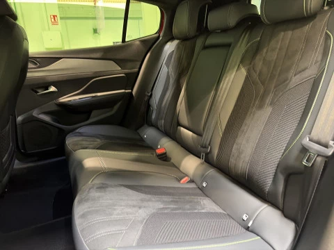 Peugeot 408 GT Puretech EAT8 96 kW (130 CV)