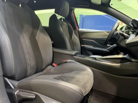 Peugeot 408 GT Puretech EAT8 96 kW (130 CV)