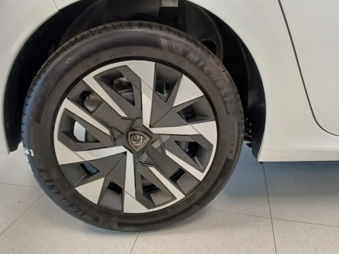 Peugeot 208 Active Puretech 100