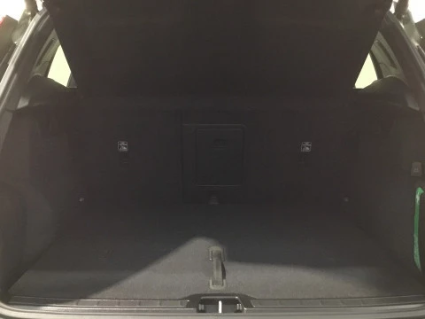 Volvo XC40 XC40 Core, B3 Mild Hybrid, Gasolina