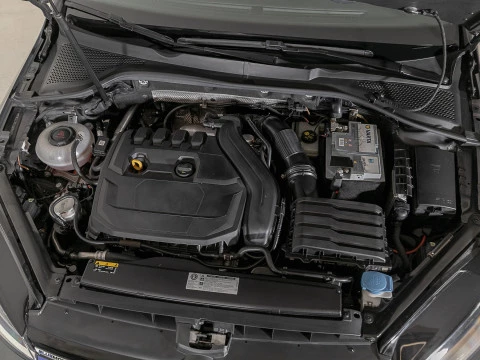 Volkswagen Golf Advance 1.5 TSI EVO 96kW (130CV)